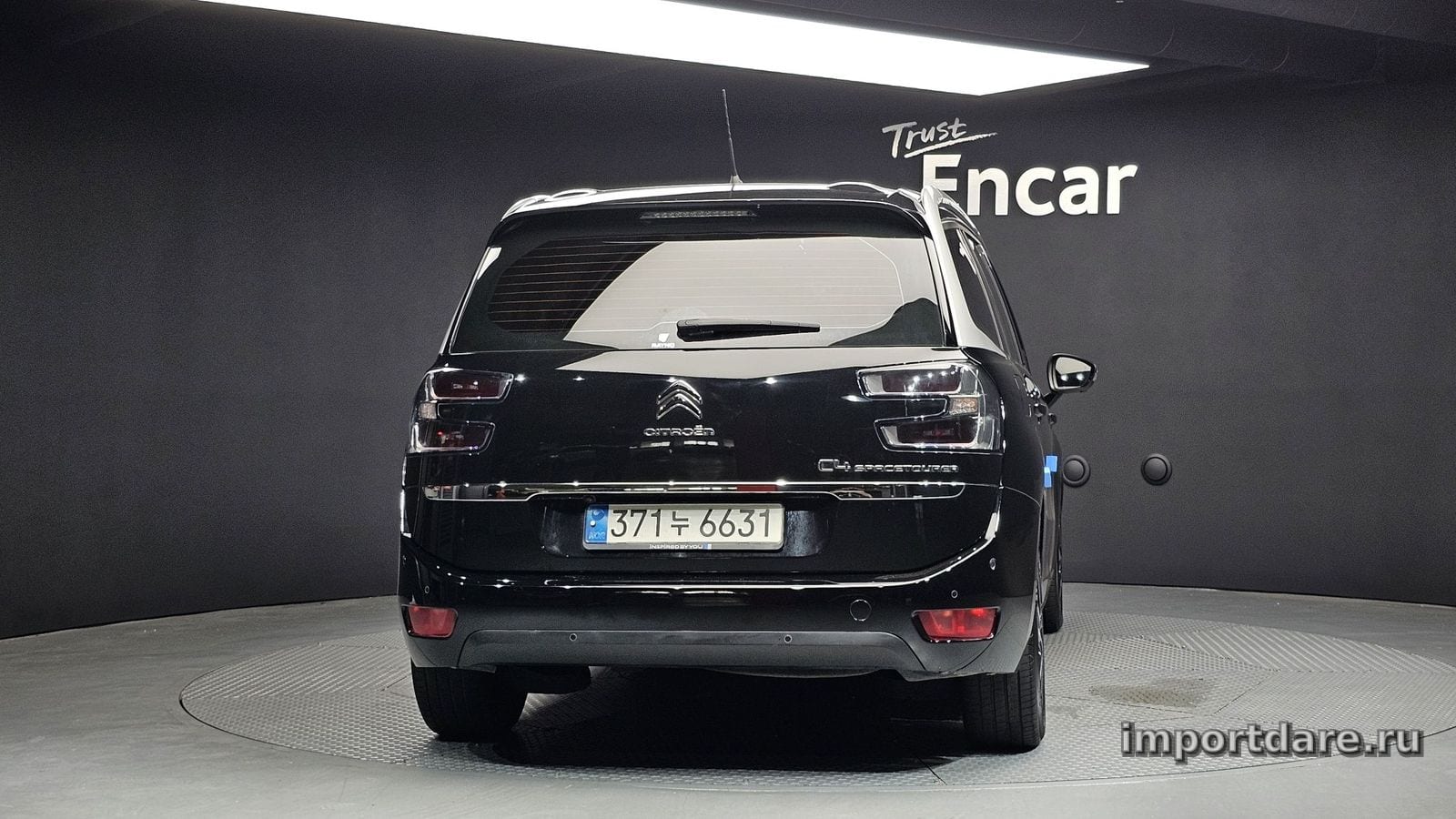 Citroen C4 интерьер
