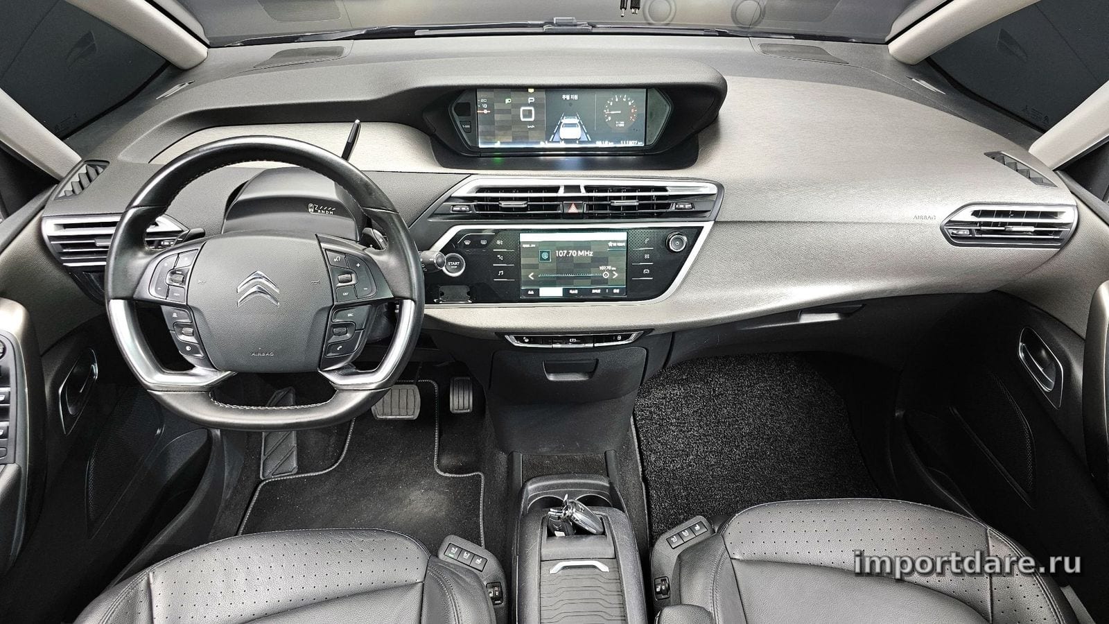 Citroen C4 сзади