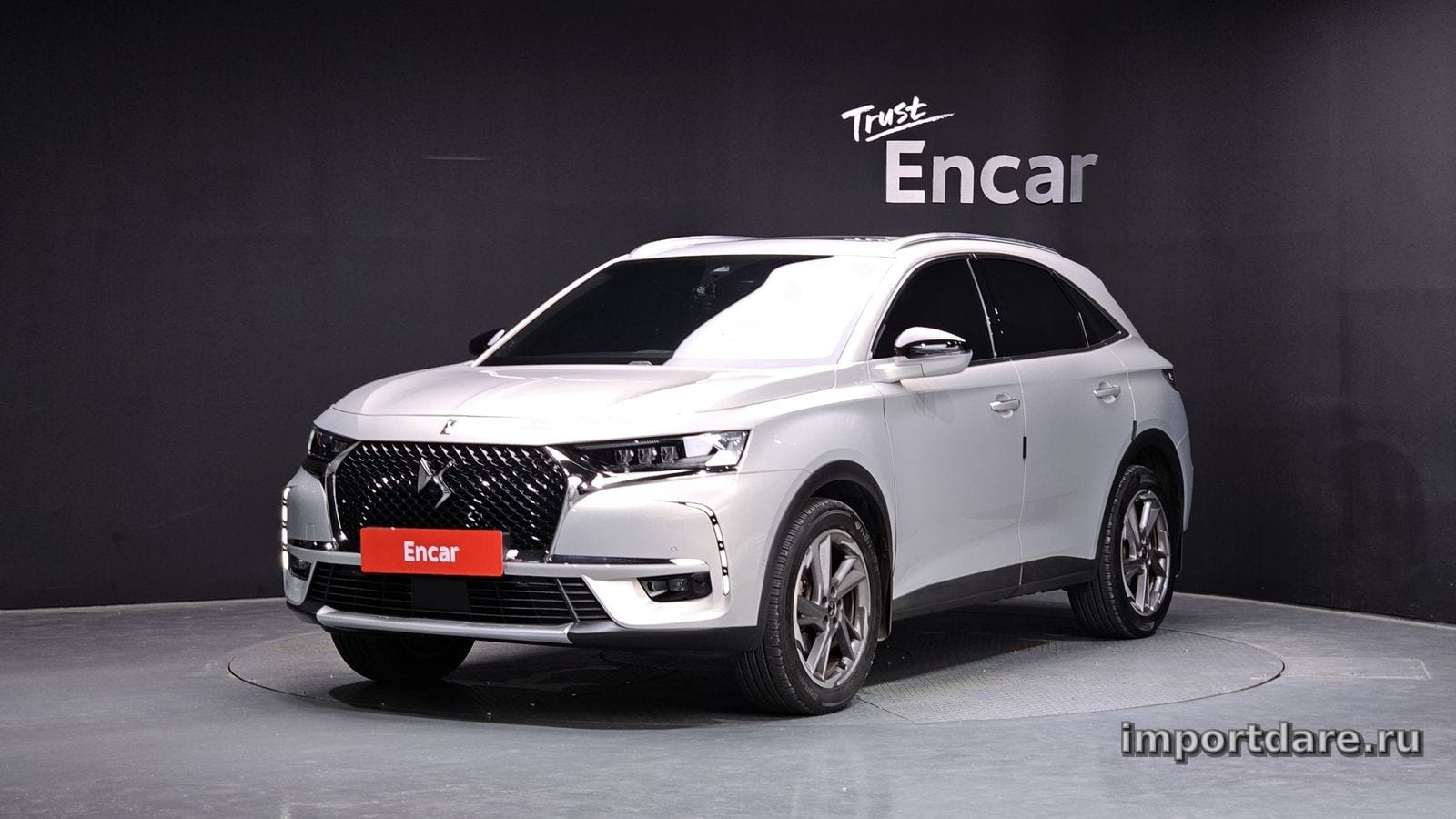 Citroen DS7 Cross интерьер