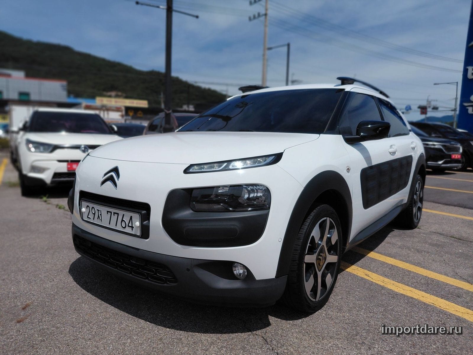 CITROEN C4 CACTUS 2017 — 108 000 км, Корея — под ключ — фото 1