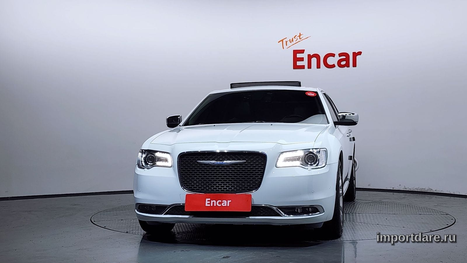Chrysler 300C сбоку
