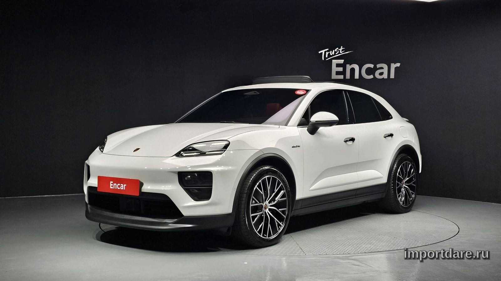 Porsche Macan EV детали