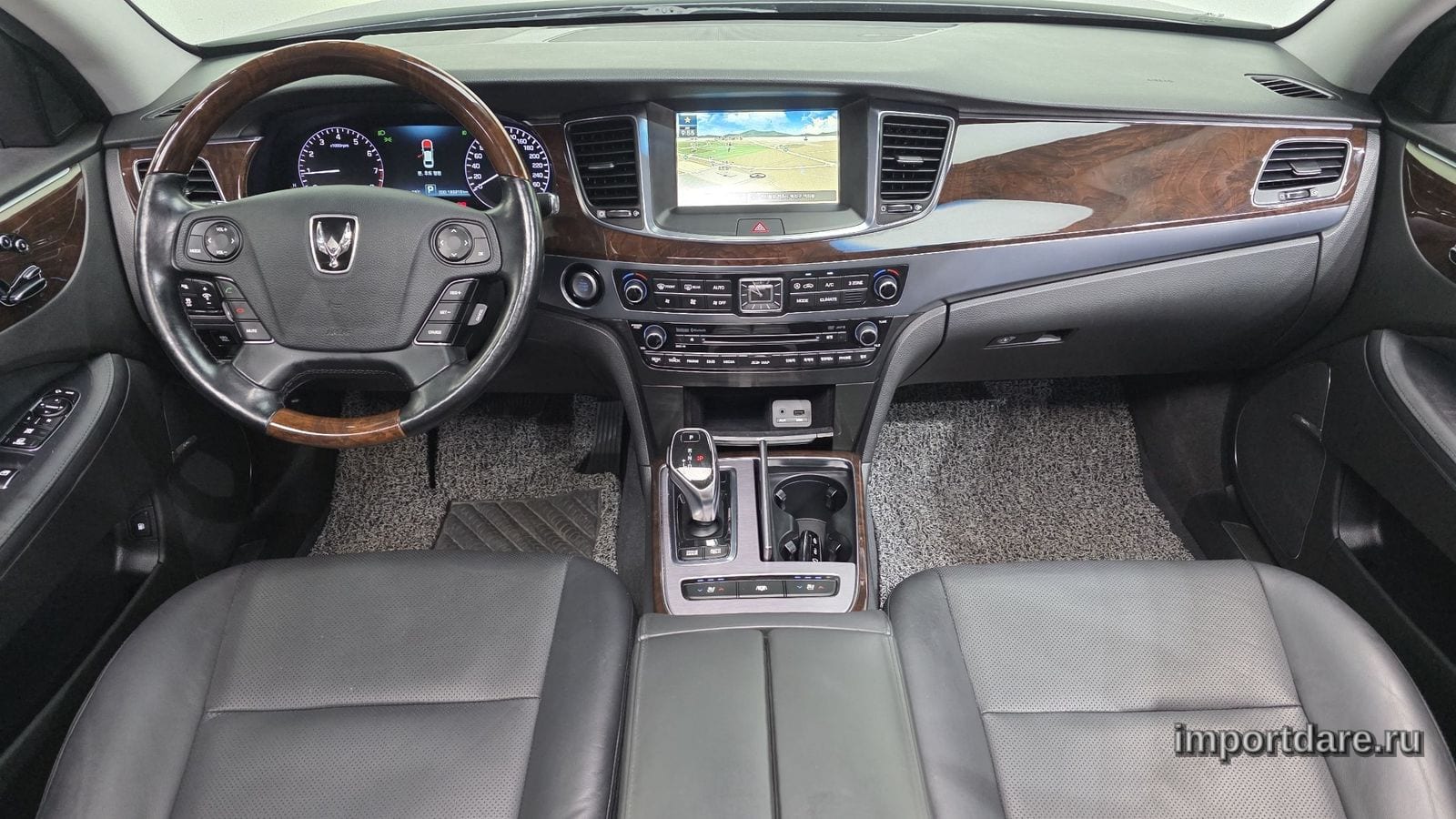 Hyundai Equus New сзади