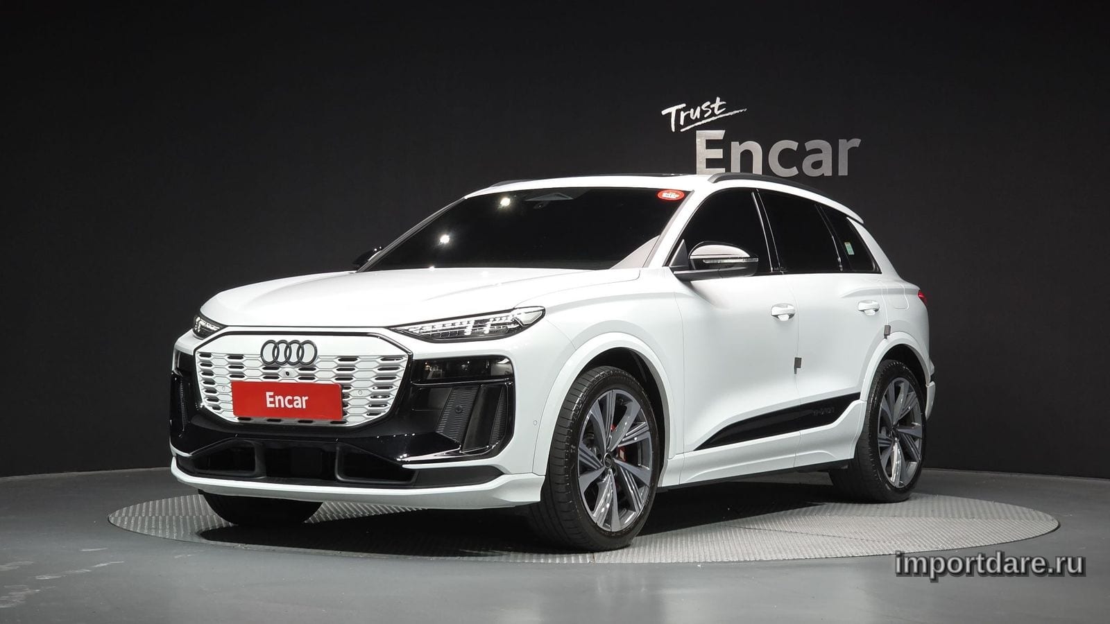 Audi SQ6 e-tron 2025