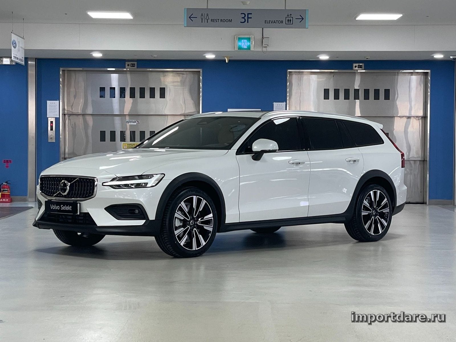 Volvo V60 Cross Country 2026