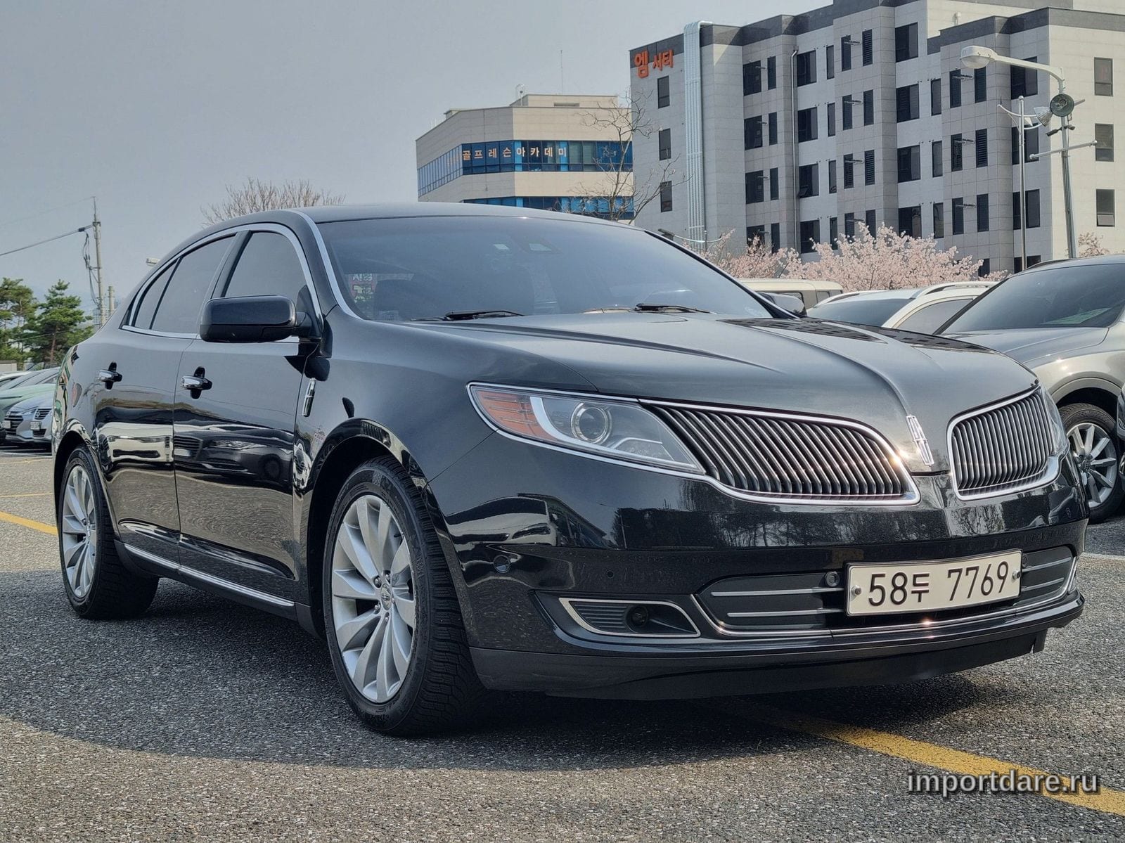 Lincoln MKS 2015