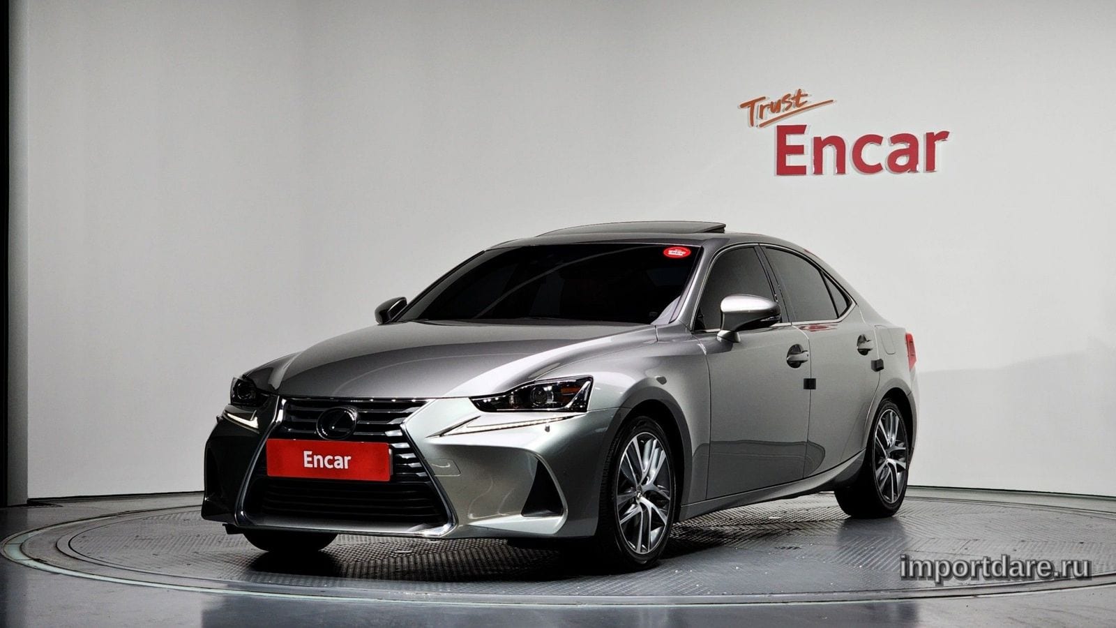 Lexus IS 2019