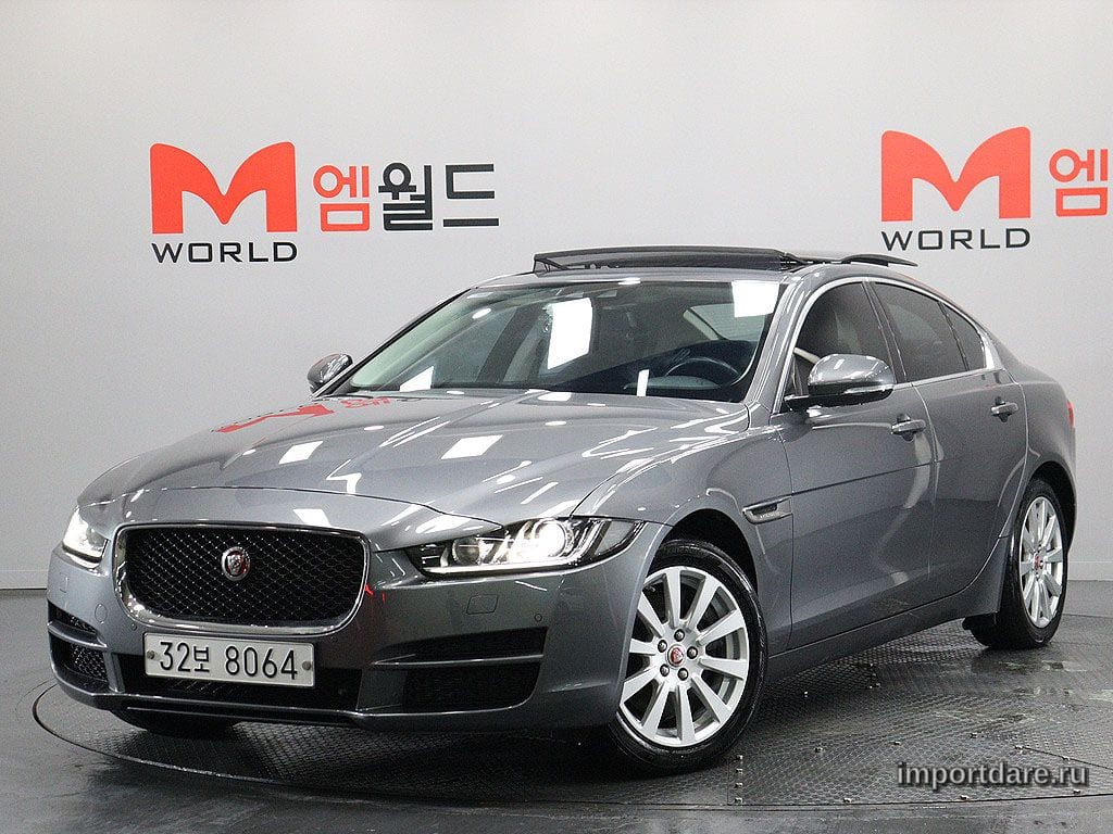 JAGUAR XE 2018 — 128 110 км, Корея — под ключ — фото 1