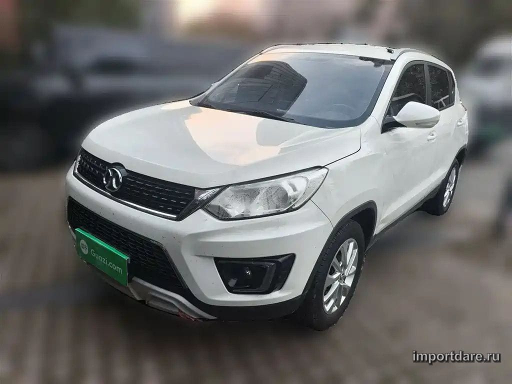 BAIC SENOVA X35 2019 — 96 400 км, белый, Китай — под ключ — фото 1
