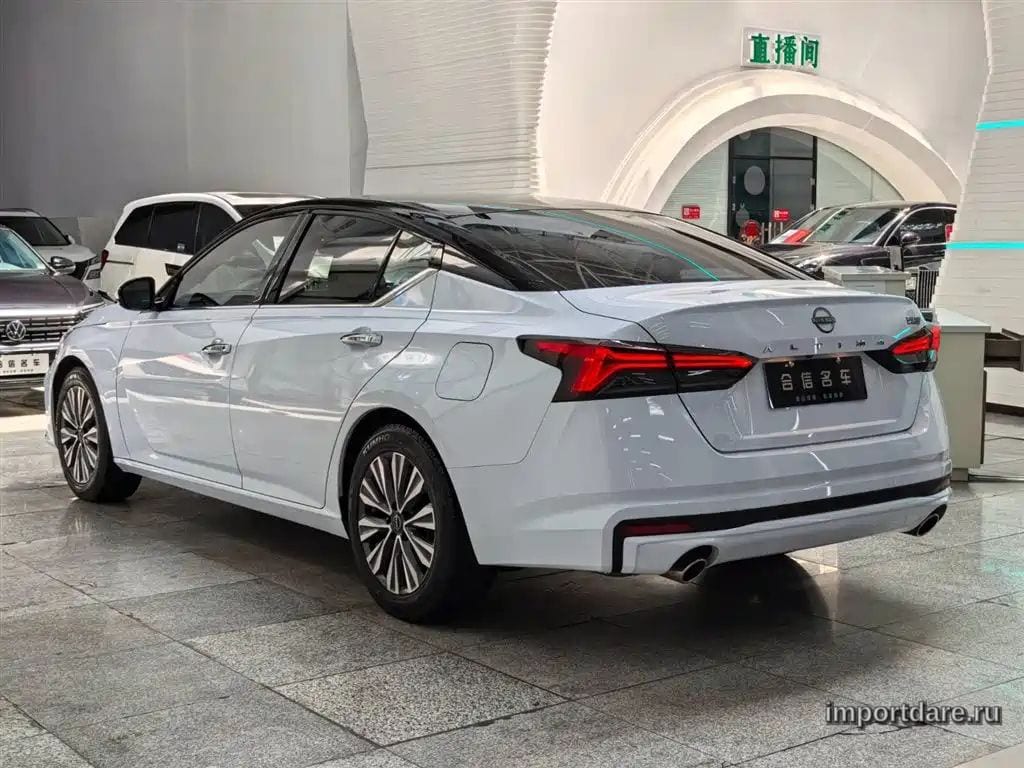 Nissan Teana детали