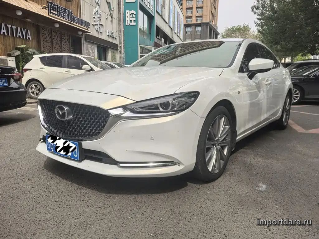 Mazda MAZDA6 Atenza сбоку