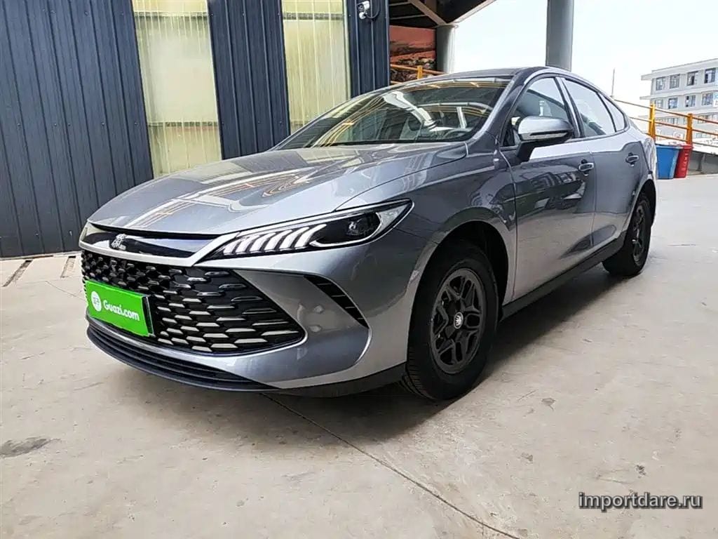 BYD Qin Plus сзади