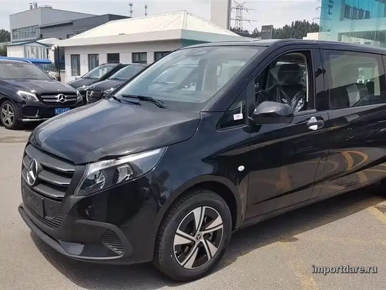 Mercedes-Benz Vito сбоку