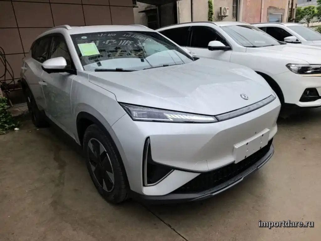 DONGFENG AEOLUS L7 NEW ENERGY 2026 — 100 км, серебристый, Китай — под ключ — фото 4