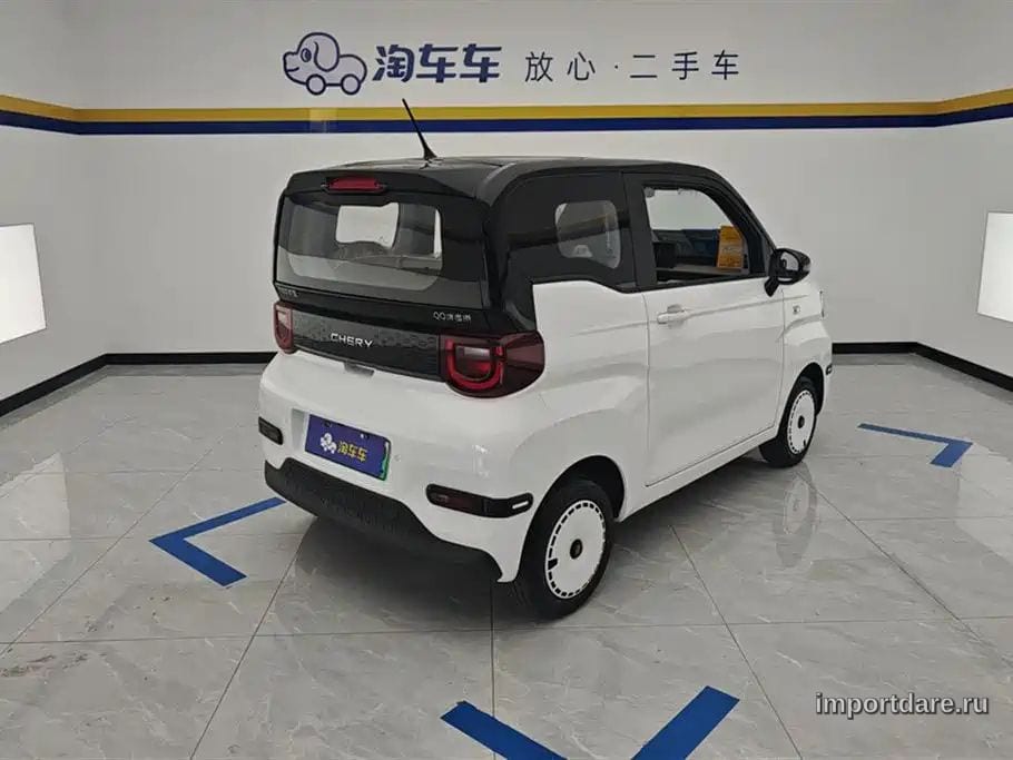 Chery Qq Ice Cream сзади