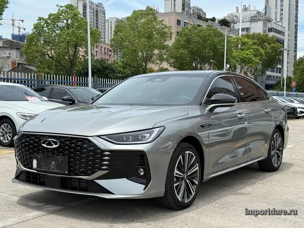 CHERY ARRIZO 8 PRO 2025 — 16 000 км, серебристый, Китай — под ключ — фото 1