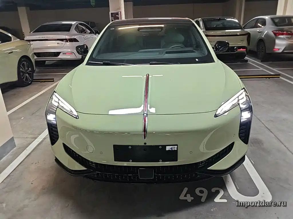 Hongqi EH7 интерьер