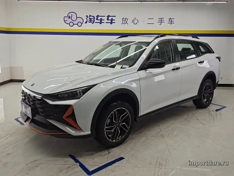 Dongfeng Aeolus Yixuan Gs спереди