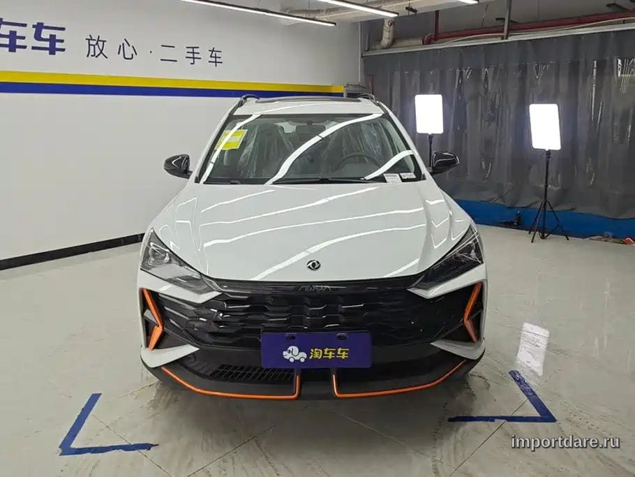 Dongfeng Aeolus Yixuan Gs сбоку