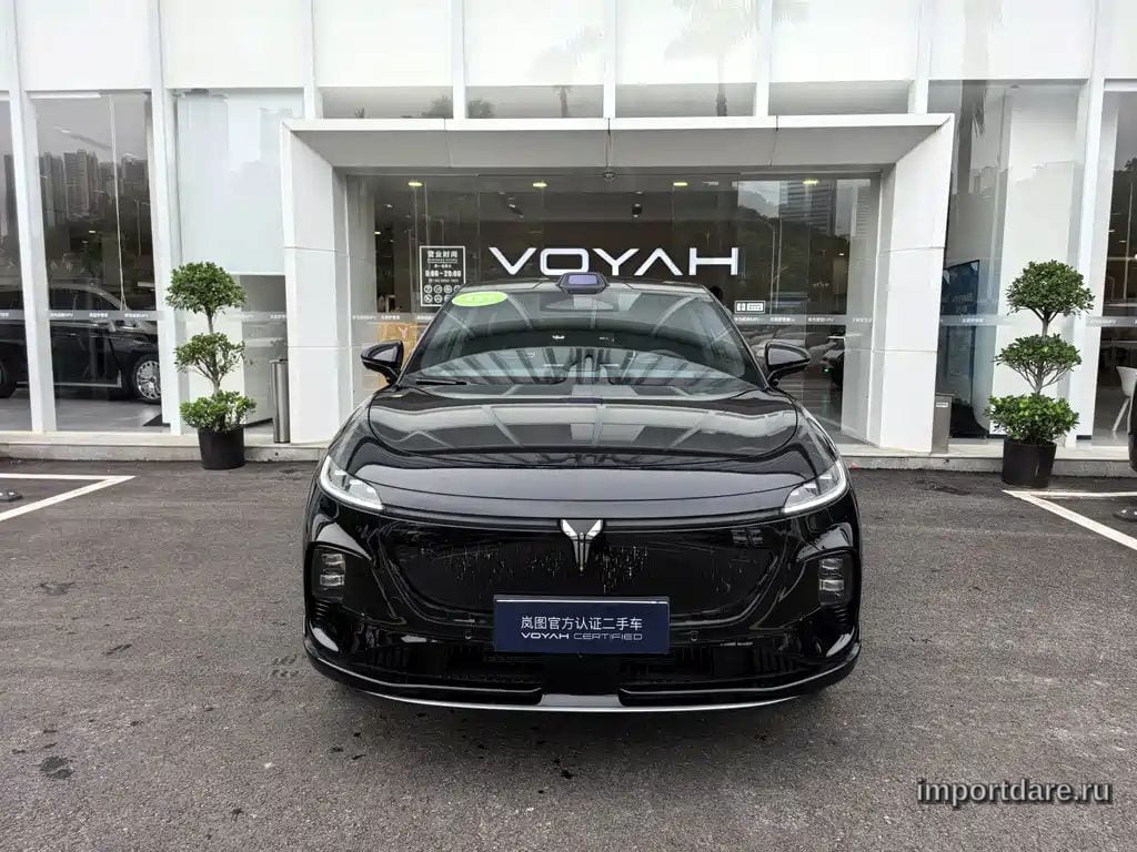 Voyah Zhiyin сбоку
