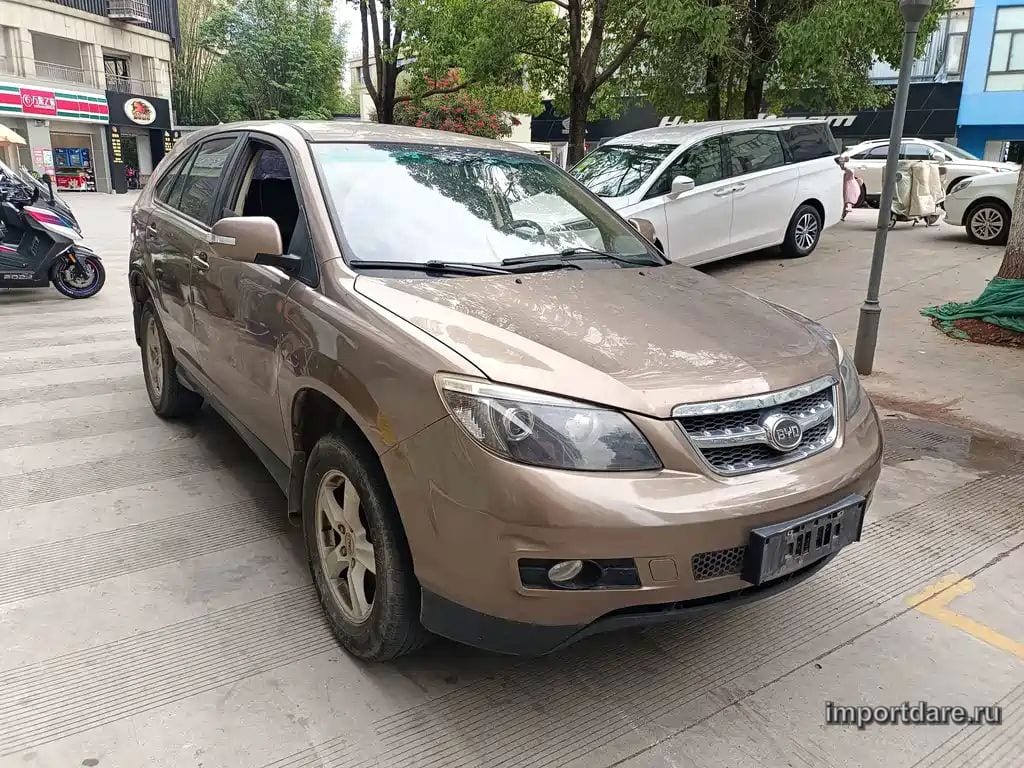 BYD S6 интерьер