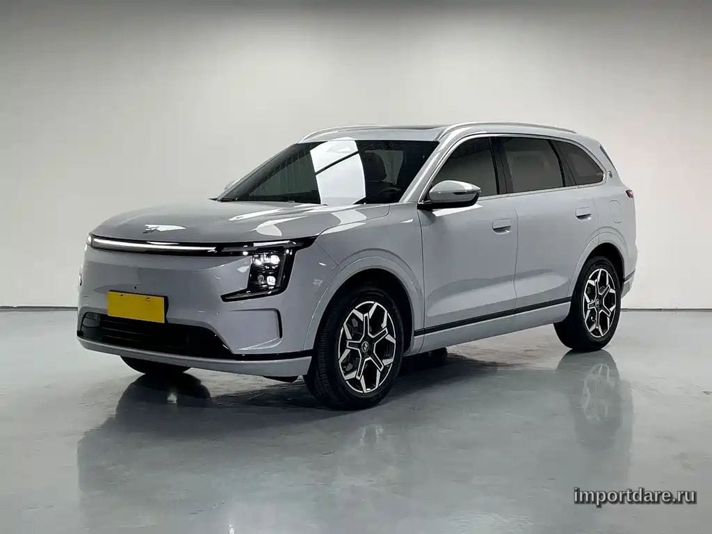 JETOUR SHANHAI L7 PLUS 2025 — 7 200 км, серебристый, Китай — под ключ — фото 1