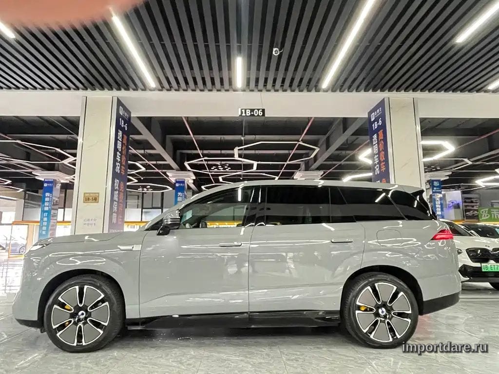 Denza N8L интерьер