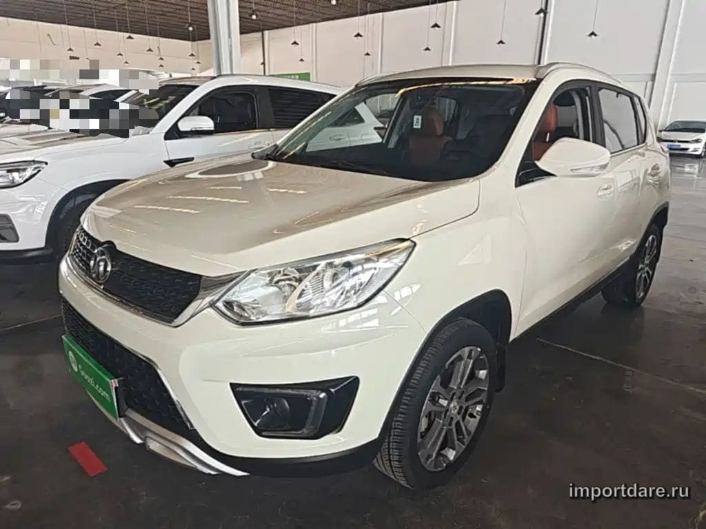 BAIC SENOVA X35 2018 — 48 000 км, белый, Китай — под ключ — фото 1