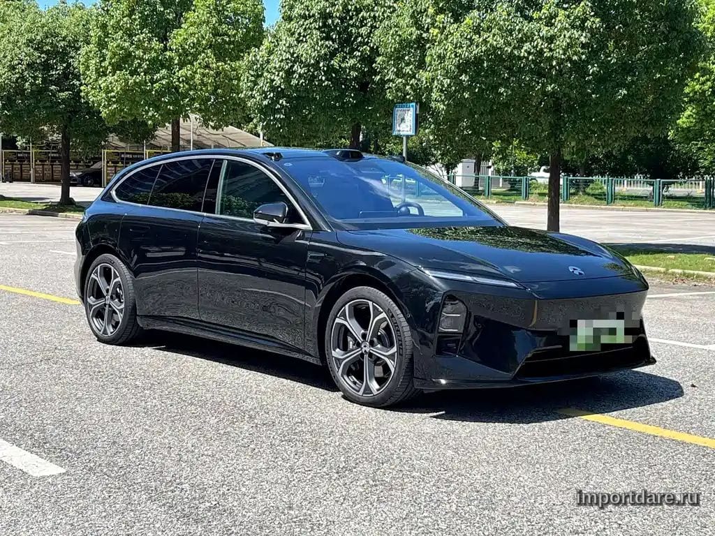 Nio ET5T сбоку