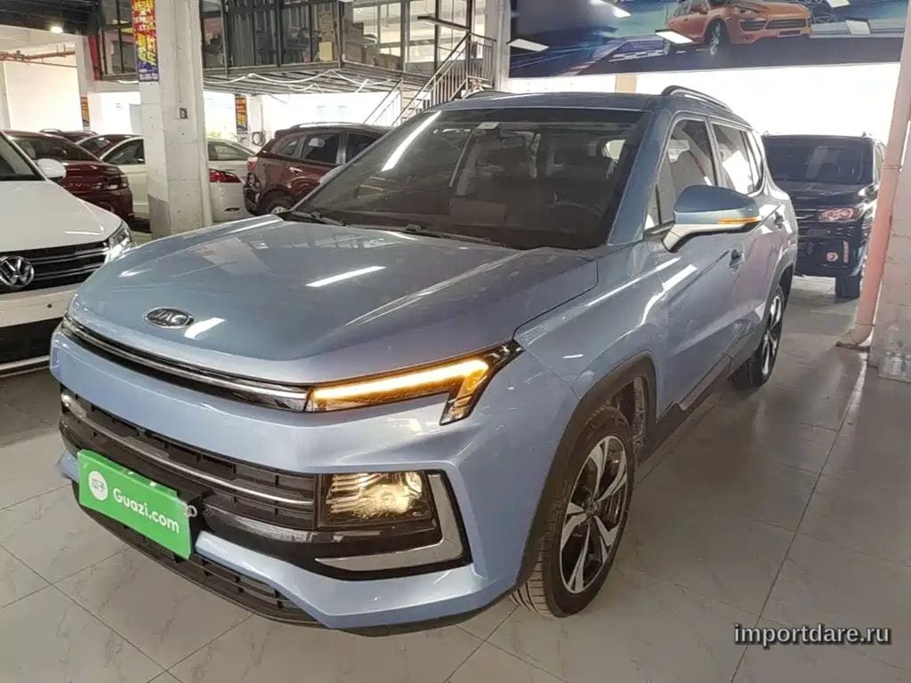 JAC Jiayue сбоку