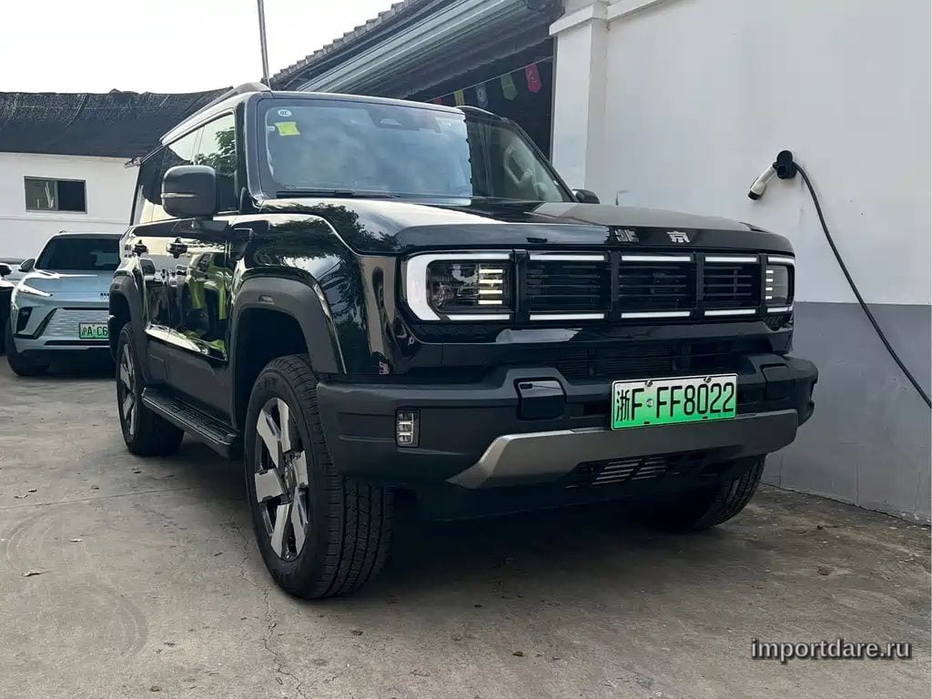Baic BJ40 Reev сзади