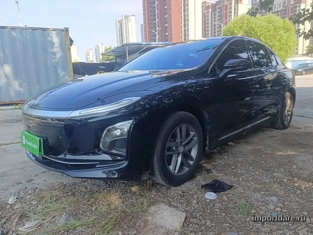 Hongqi E-QM5 2026
