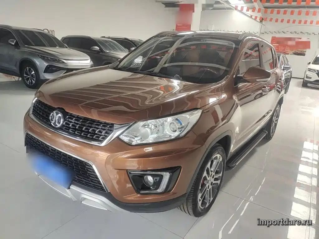 BAIC SENOVA X35 2018 — 78 100 км, коричневый-champagne, Китай — под ключ — фото 1