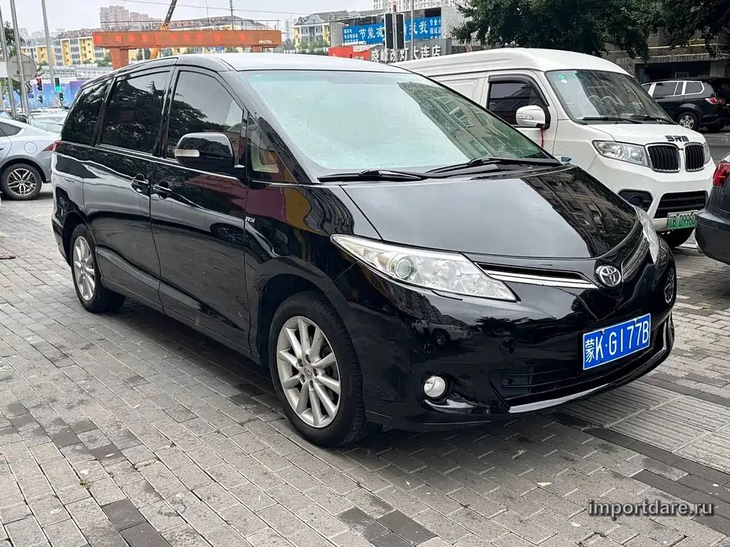 Toyota Previa интерьер