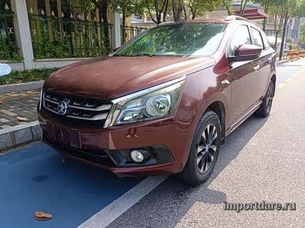 Venucia T70 2016