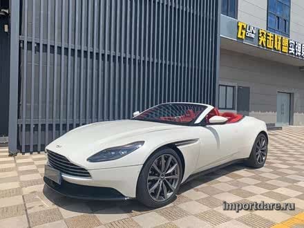 Aston Martin DB11 2023