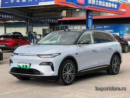 Leapmotor C11 сбоку