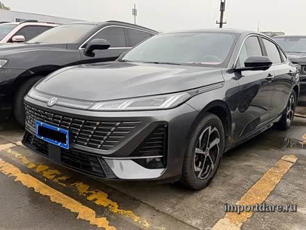 Changan Eado сбоку