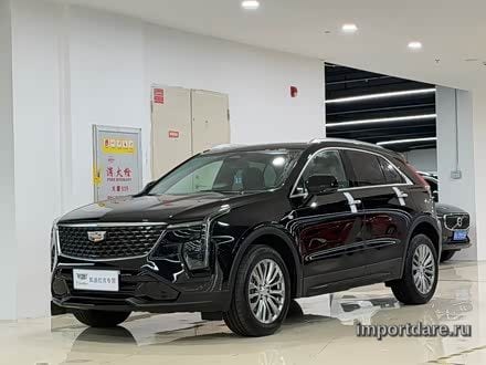 CADILLAC XT4 2024 — 10 000 км, Китай — под ключ — фото 1