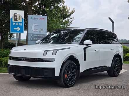 Lynk & Co 900 2025