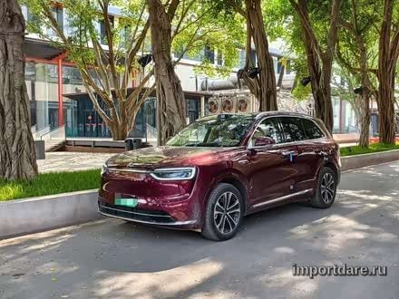 AITO M7 сбоку
