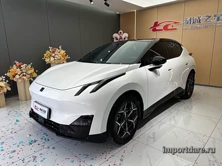 Lynk & Co Z20 2025