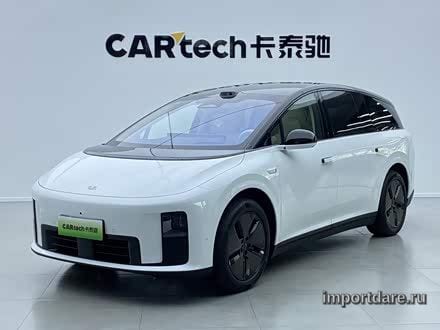 Li Auto i8 2025