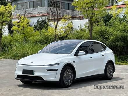 Tesla Model Y L 2025