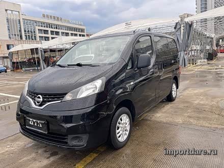 Nissan NV200 2011