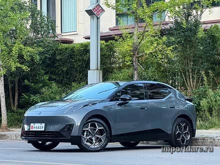 Lynk & Co Z20 2025