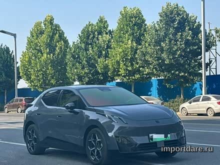 Lynk & Co Z20 2025