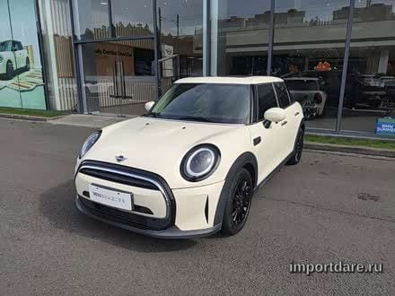 MINI ONE 2022