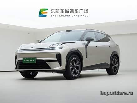 Lynk & Co 08 Em-P интерьер