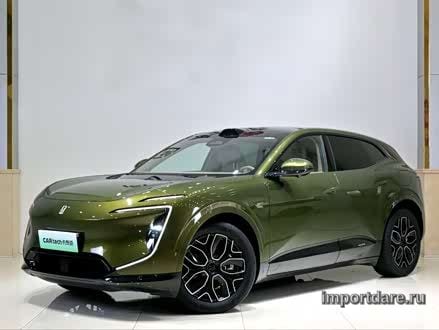 Avatr 07 сбоку